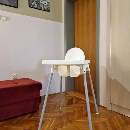 Emina Appartement *